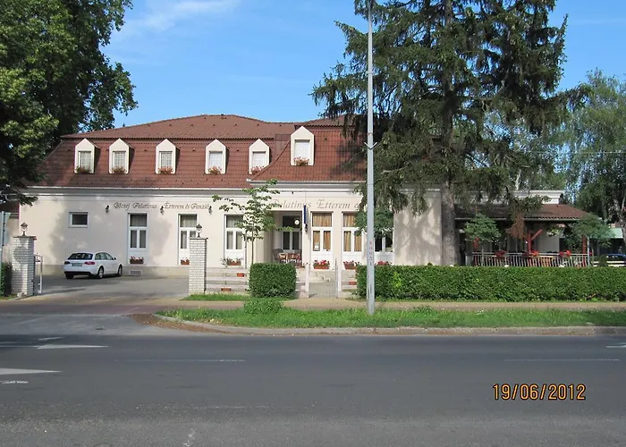 Apart Otel Goecsej Palatinus Etterem Es Panzio Zalaegerszeg
